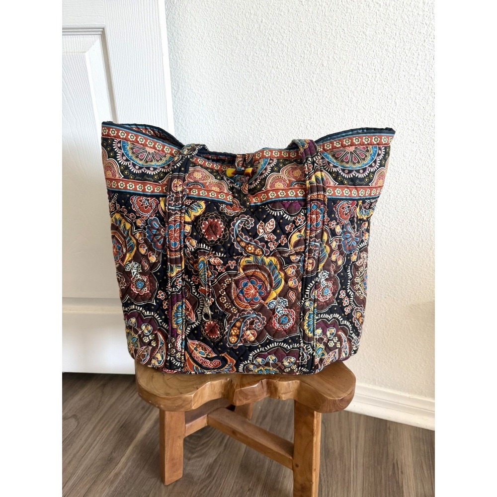 Quilted Paisley Tote Bag - Multicolor